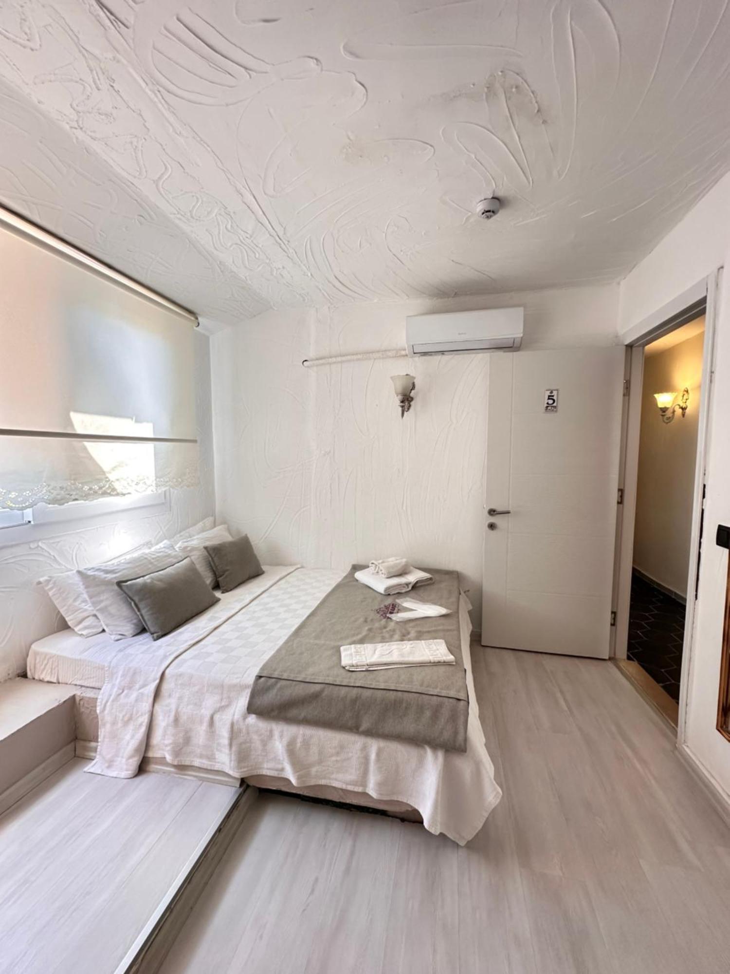 Tek Han Alacati Hotel Exterior photo